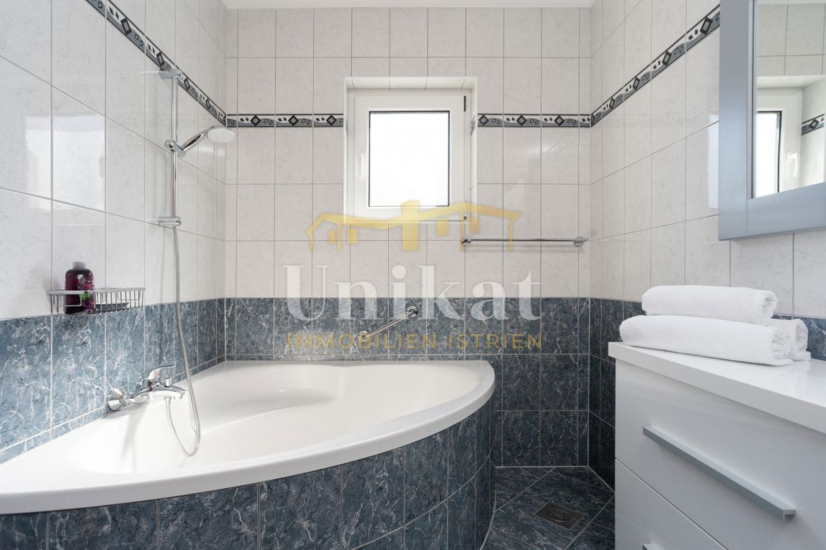 Casa nei dintorni di Poreč, 3 camere da letto, posizione tranquilla